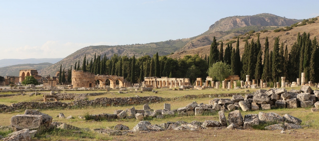 Hierapolis_01.jpg